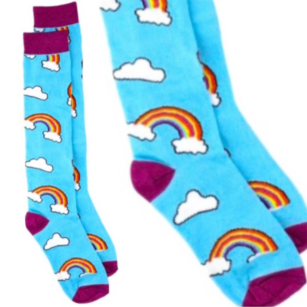 ‼️4 FOR $15‼️RAINBOW KNEE SOCKS *NEW *RAINBOWS *NWT! *BUNDLE & SAVE!